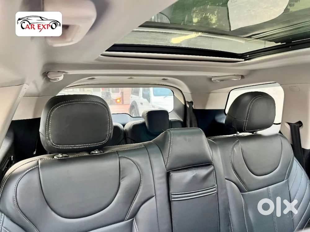 Mahindra Xuv700 2.2 Ax 5 Diesel Mt 7 Str, 2023, Diesel