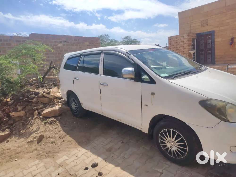 Toyota Innova 2005 Diesel Well Maintained