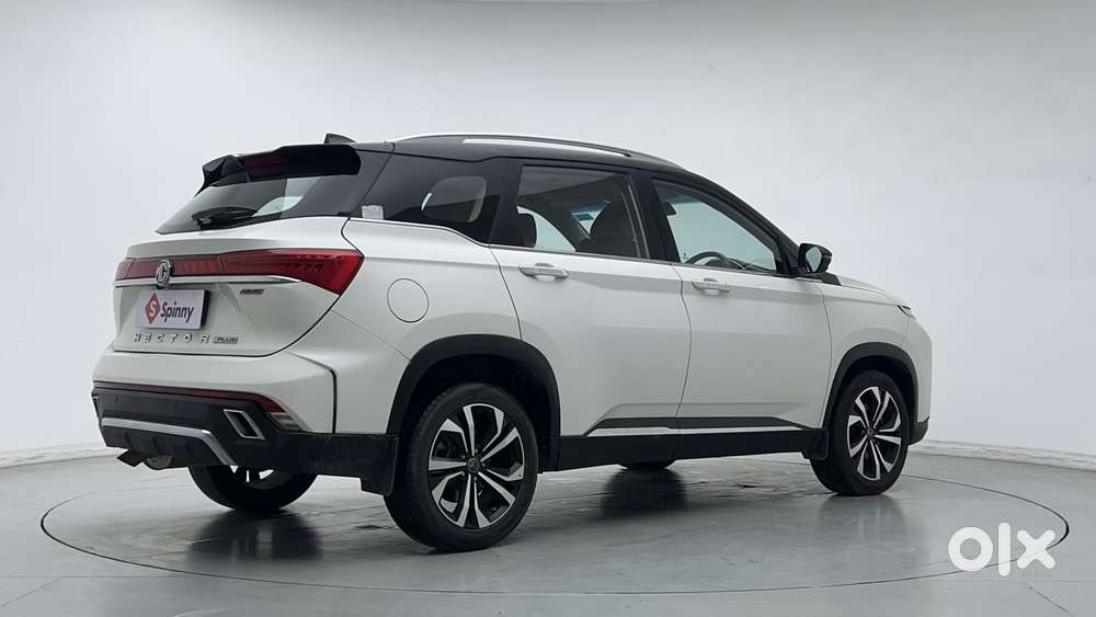 Mg Hector Plus Savvy Pro 1.5 Turbo Petrol Cvt 6 Str Dual Tone, 2023,..