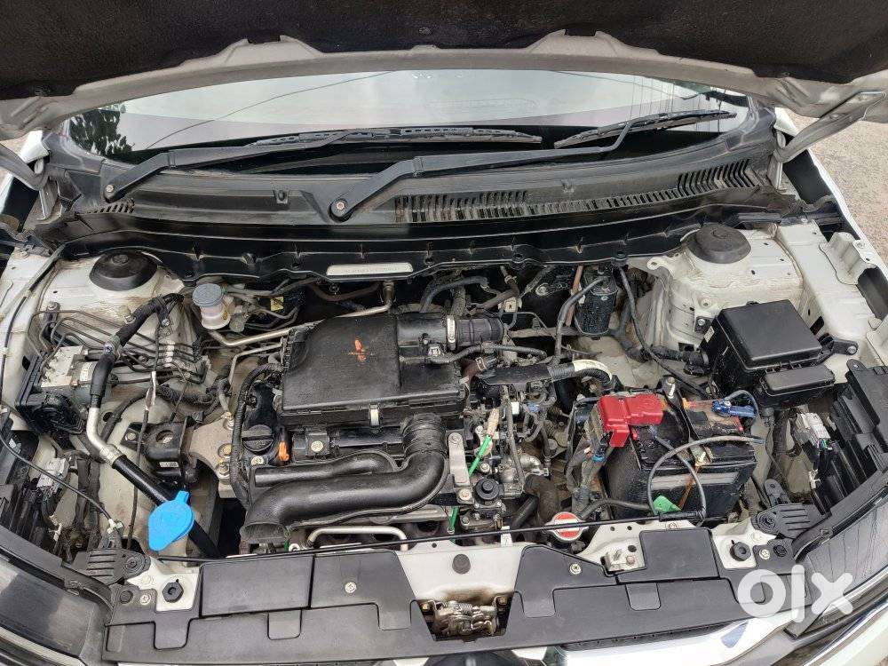 Maruti Suzuki Brezza 1.5 Vxi Smart Hybrid, 2024, Petrol