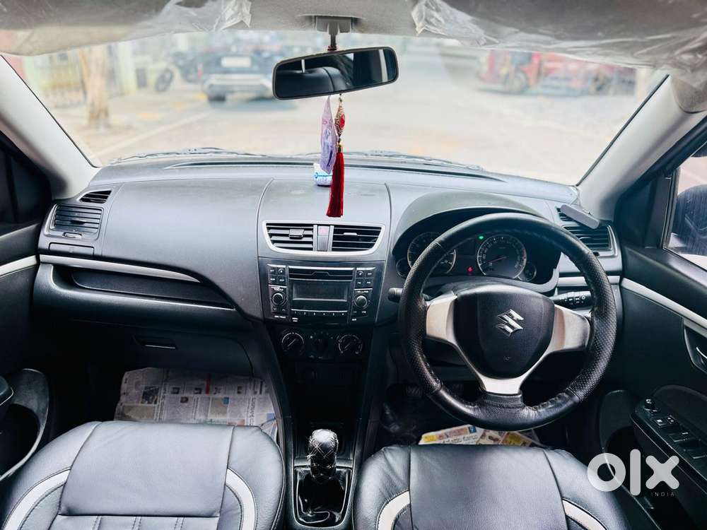 Maruti Suzuki Swift Vxi With Abs, 2017, Petrol