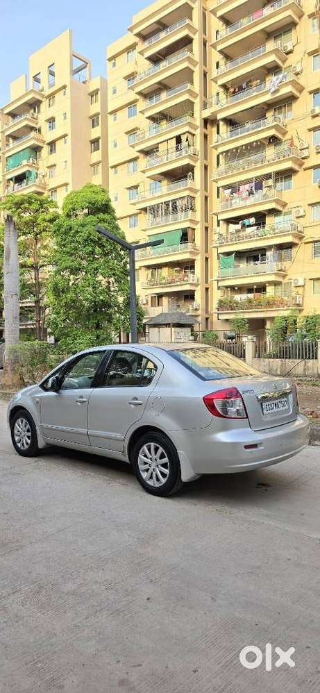 Maruti Suzuki Sx4 Zxi, 2011, Petrol