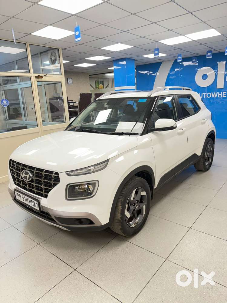 Hyundai Venue 1.0 Sx Turbo Imt, 2020, Petrol