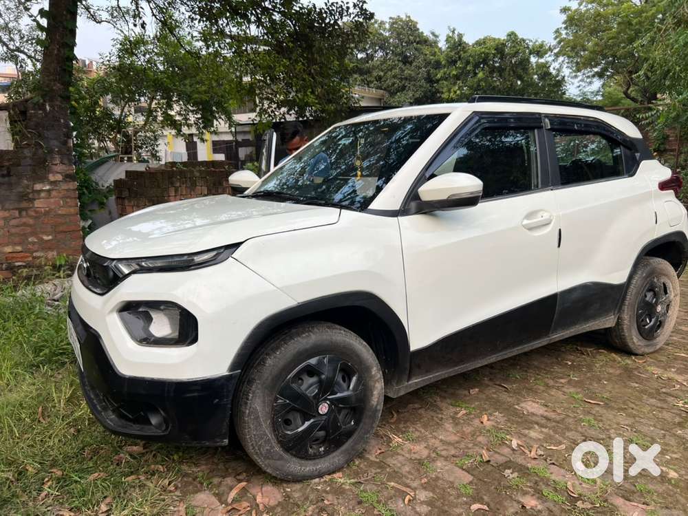 Tata Punch Petrol 2023