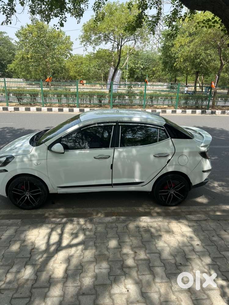 Hyundai Aura 2022 60000 Km Driven