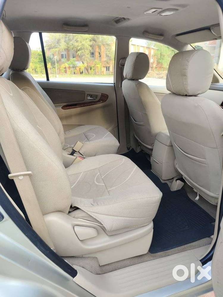 Toyota Innova 2.5 V 7 Str, 2007, Diesel
