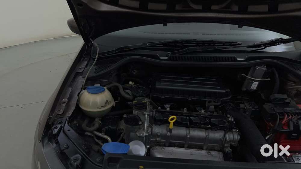 Volkswagen Vento 2010-2013 Petrol Highline, 2015, Petrol
