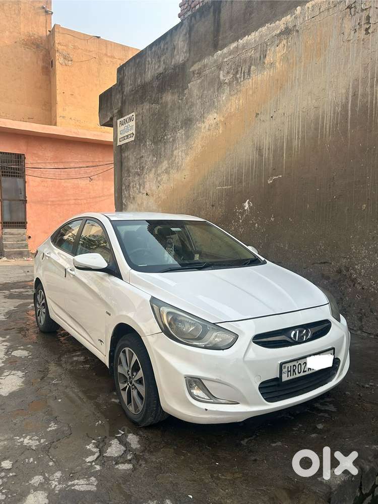 Hyundai Fluidic Verna 2014