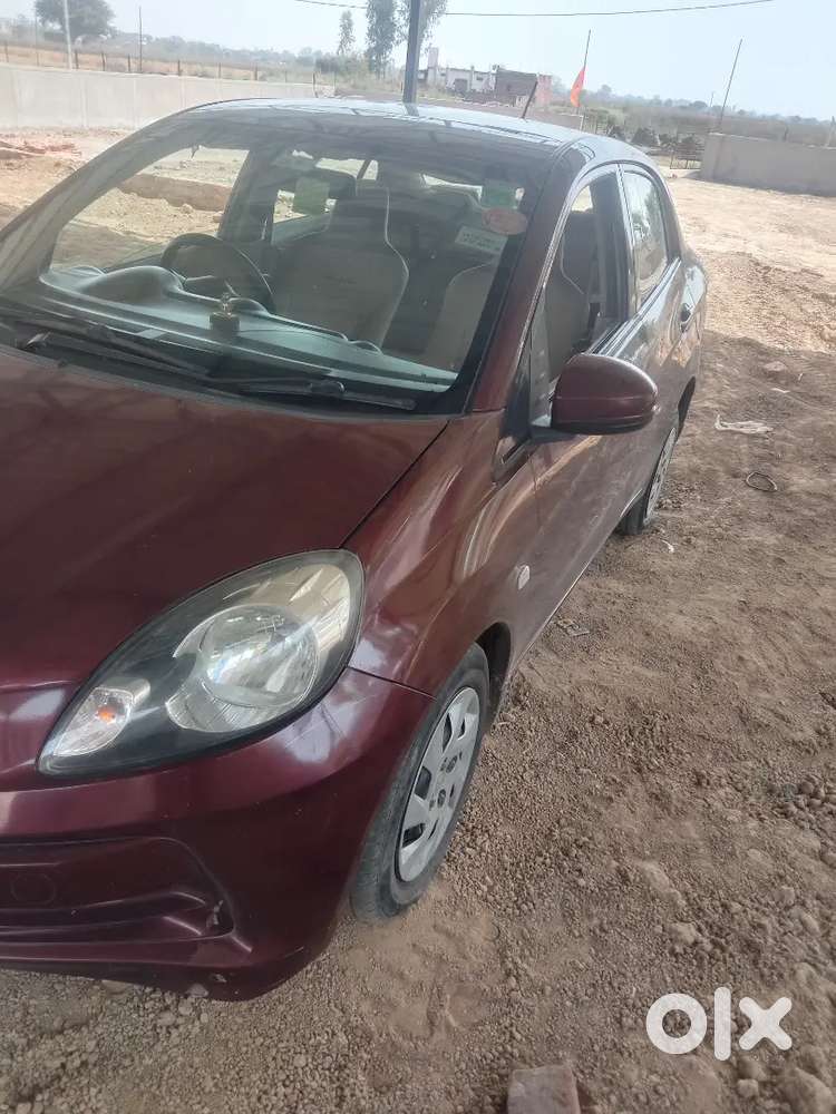 Honda Amaze 2015 Diesel Well Maintained