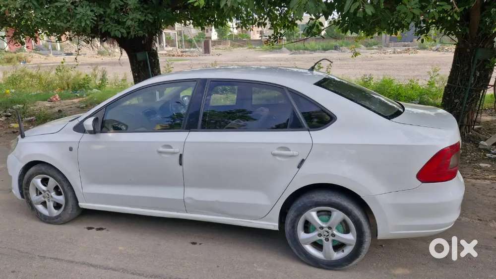 Skoda Rapid Elegance Tdi 2015