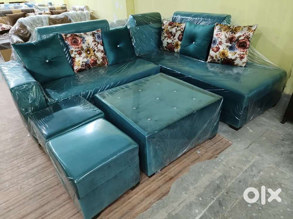 Rajiv chowk gurgaon Brand New Lshape Complete Sofa set Sofa & Dining