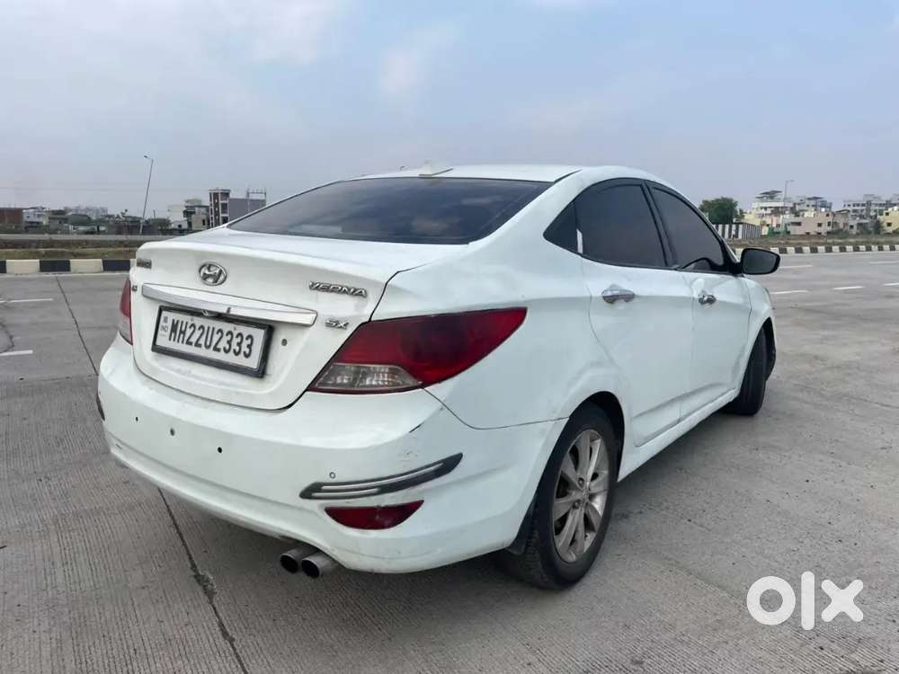 Hyundai Verna 1.6