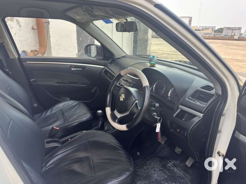 Maruti Suzuki Swift Vvt Zxi, 2012, Petrol