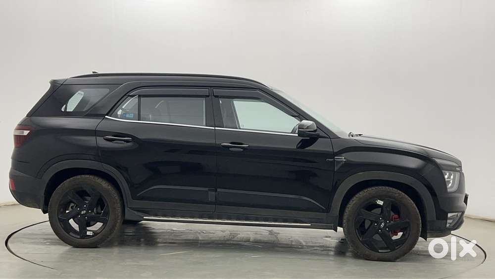 Hyundai Alcazar 1.5 Tdct Signature (o) 7s Petrol, 2023, Petrol