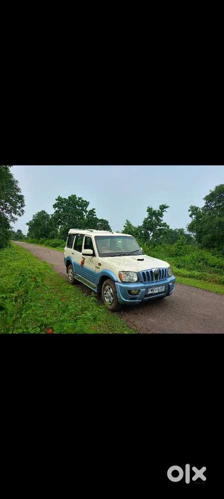 Mahindra Scorpio 2004