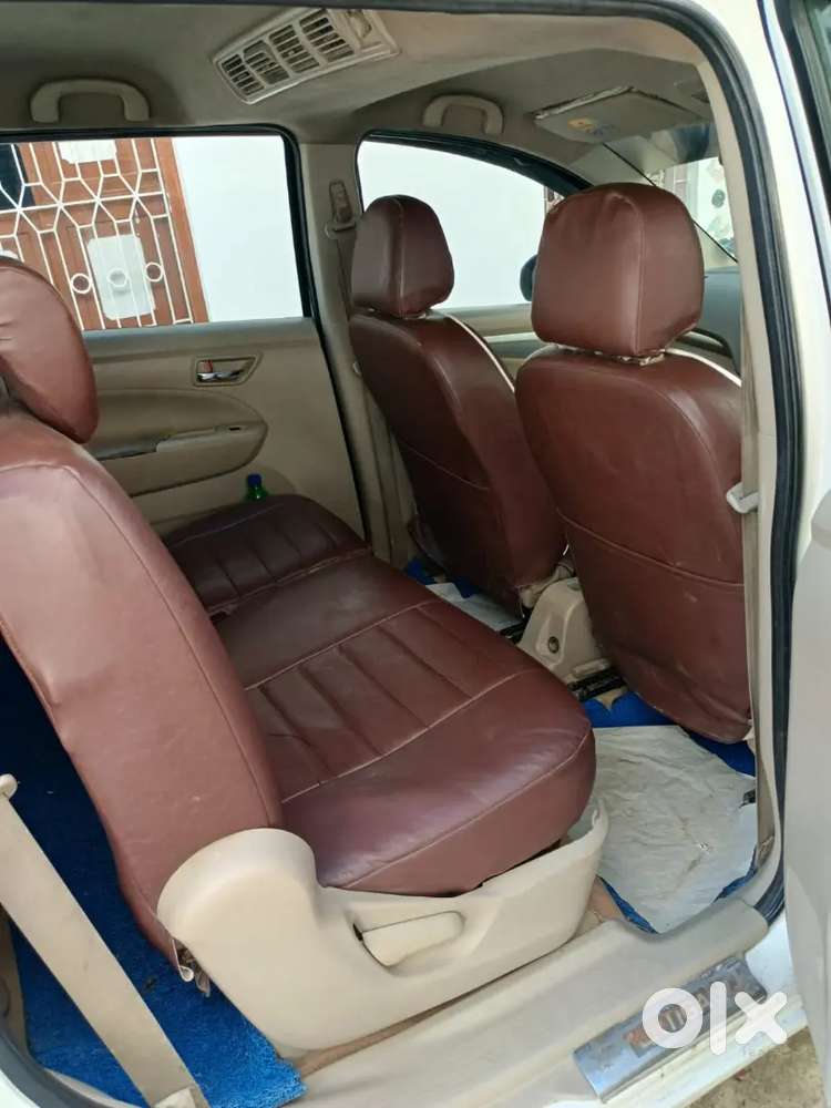 Maruti Suzuki Ertiga 2016