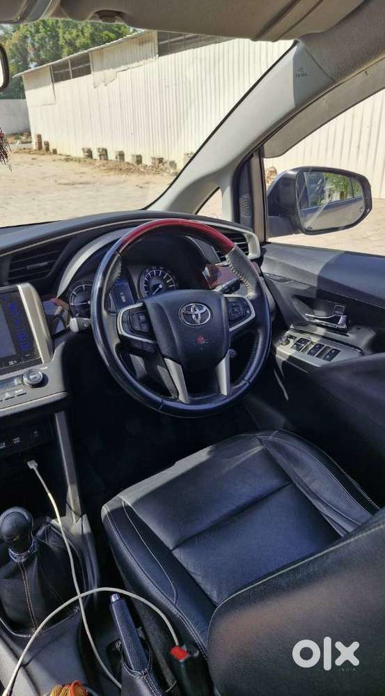 Toyota Innova Crysta Zx 2.4 Diesel 7 Seater, 2016, Diesel