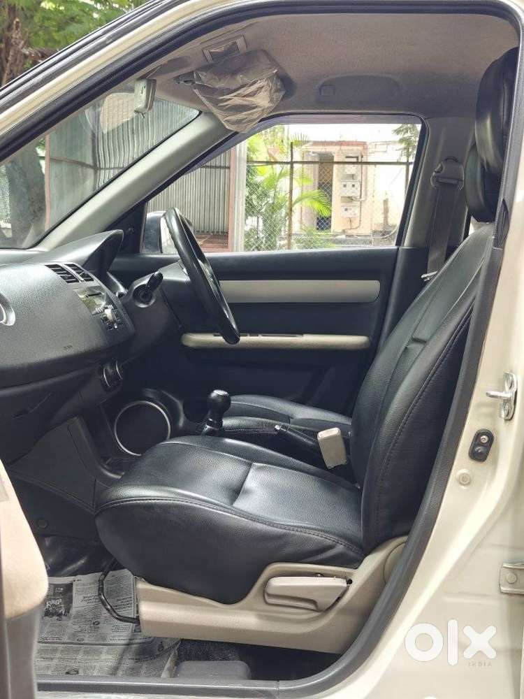 Maruti Suzuki Swift Dzire 1.2 Zxi Bsiv, 2011, Petrol