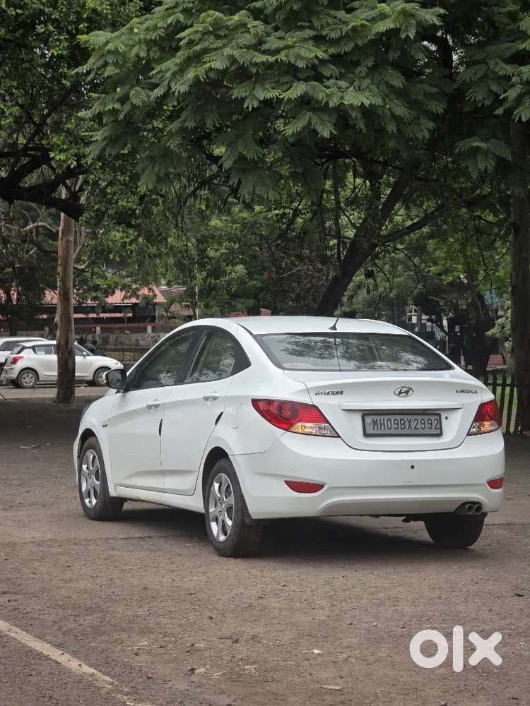Hyundai Verna 1.4 Petrol 2011 Well Maintained.