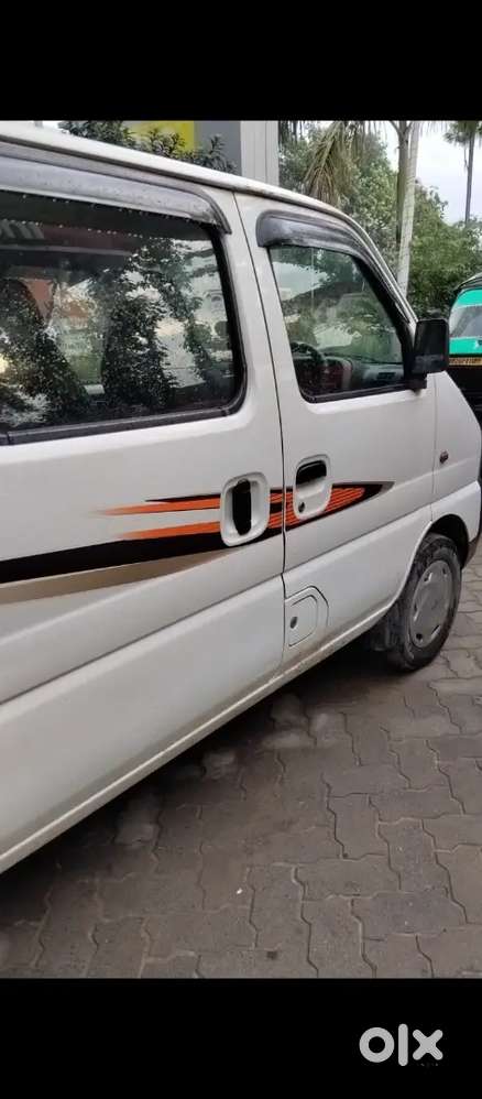 Maruti Eeco Smiles 2018