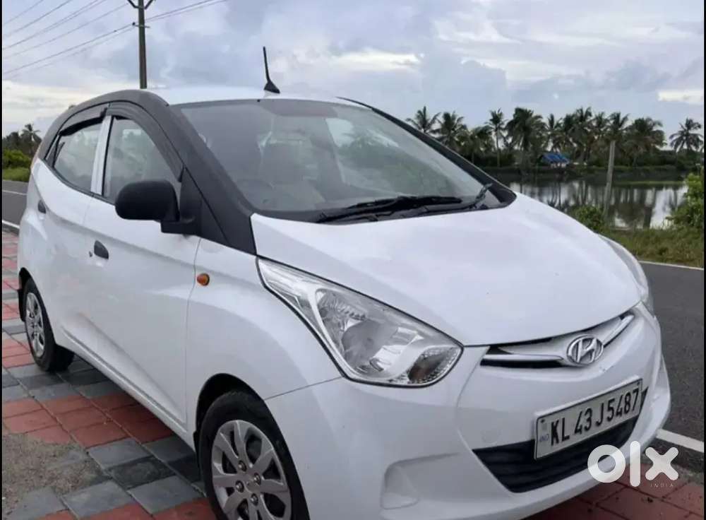 Hyundai Eon 2017 Petrol Well Maintained7