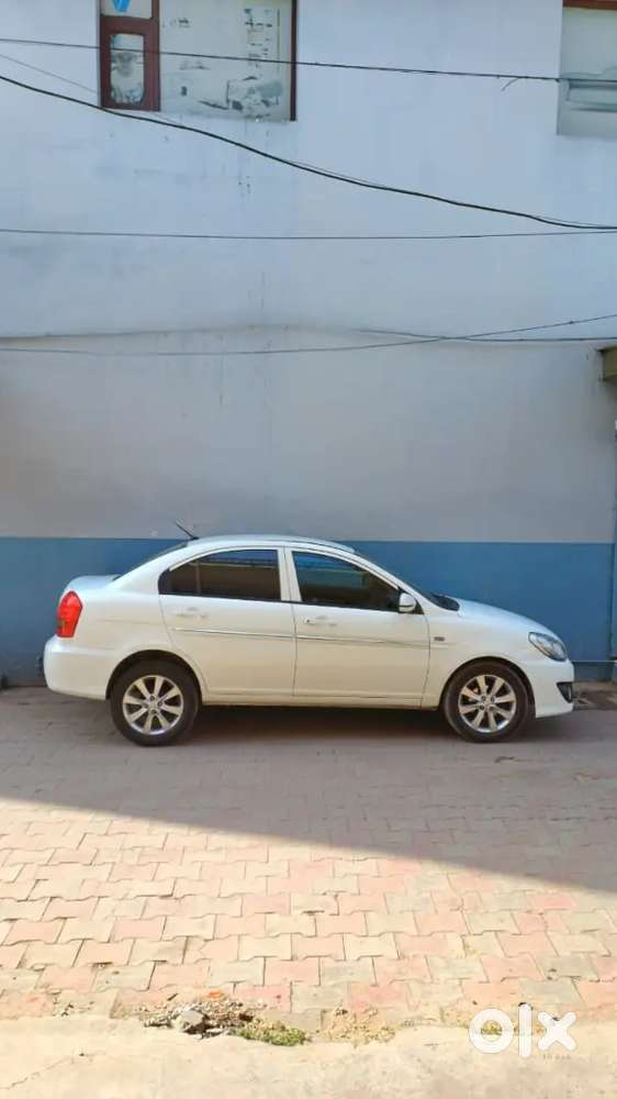 Hyundai Verna 2011 Diesel Well Maintained
