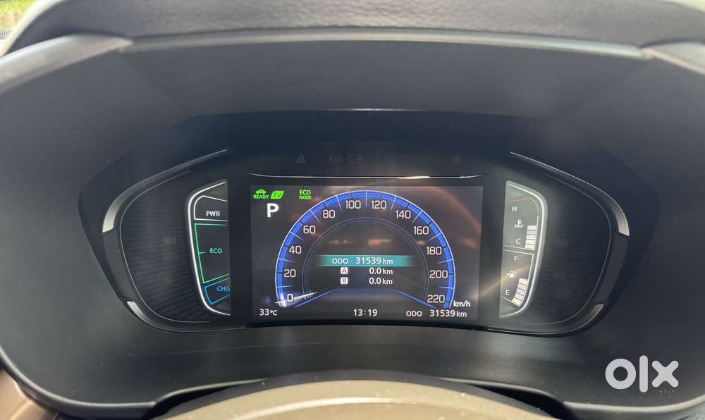 Maruti Suzuki Vitara Brezza G Smart Hybrid Alpha, 2023, Petrol