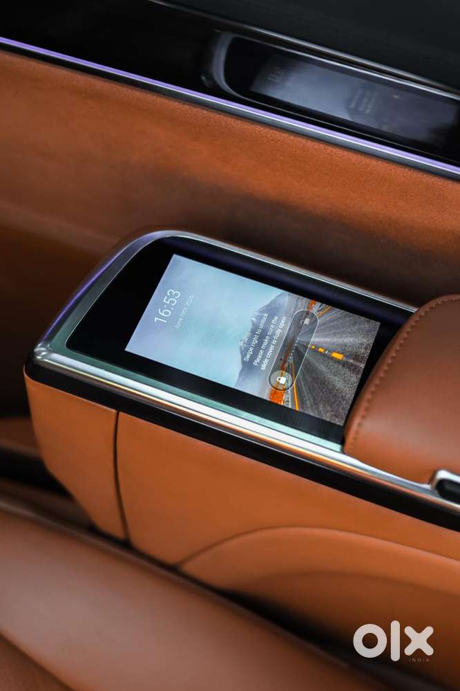 Mg M9 Ev, 2025, Electric