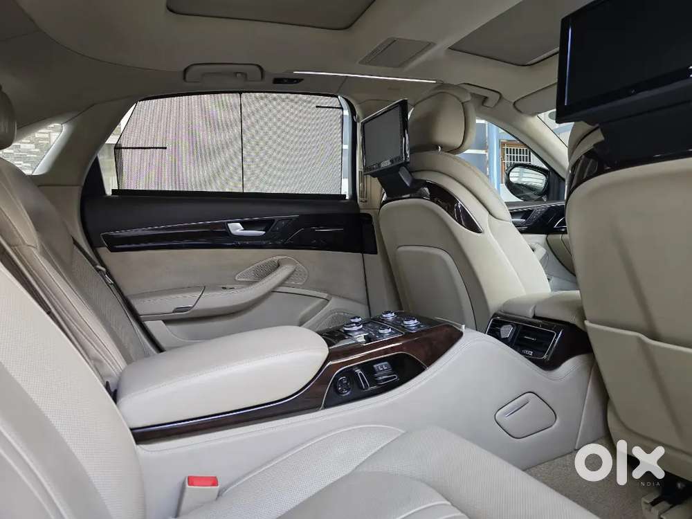 Audi A8 L