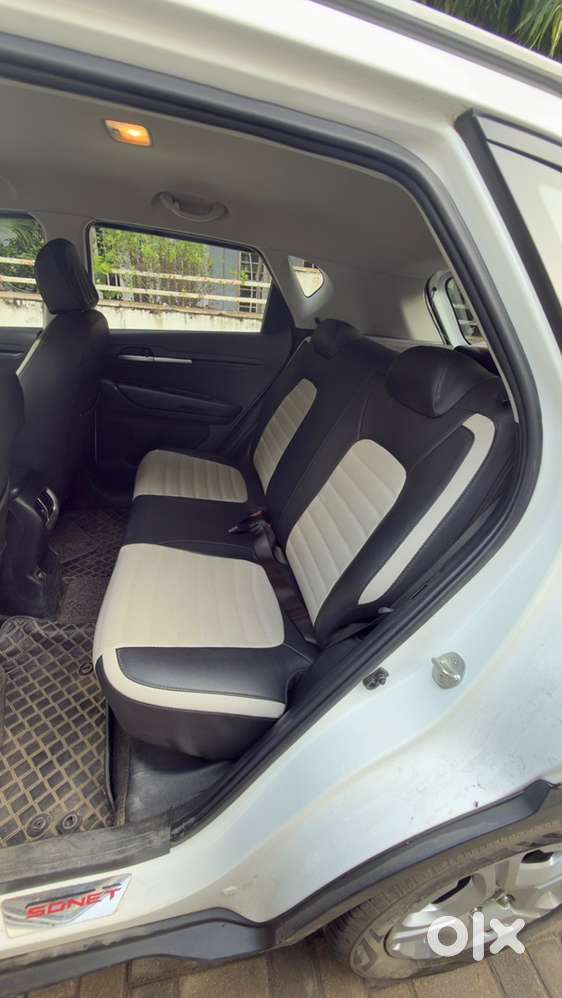 Kia Sonet 2021 Petrol