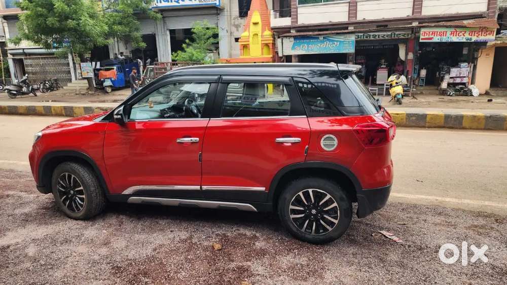 Car Maruti Suzuki Brezza 2020