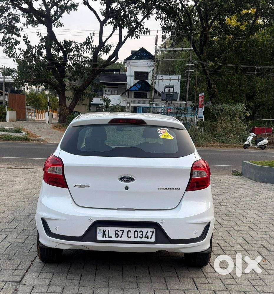 Ford Figo 2012-2015 Petrol Titanium, 2020, Petrol