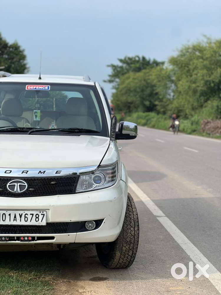 Tata Safari Storme 2014