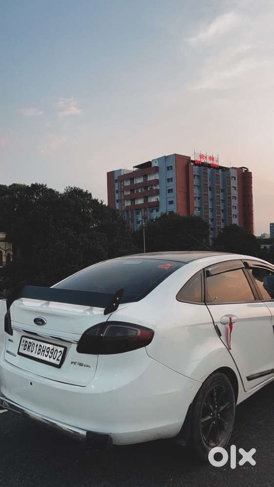 Ford Fiesta 1.5 Style 2012 Petrol