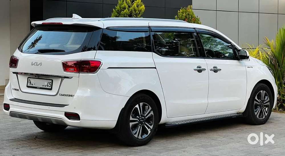 Kia Carnival Limousine Plus 7 Str, 2022, Diesel