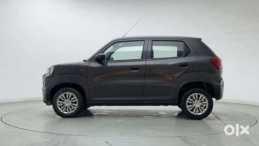 Maruti Suzuki S-presso Vxi, 2022, Petrol