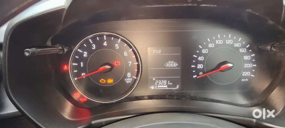 Maruti Suzuki Swift 2025 Petrol 2400 Km Driven