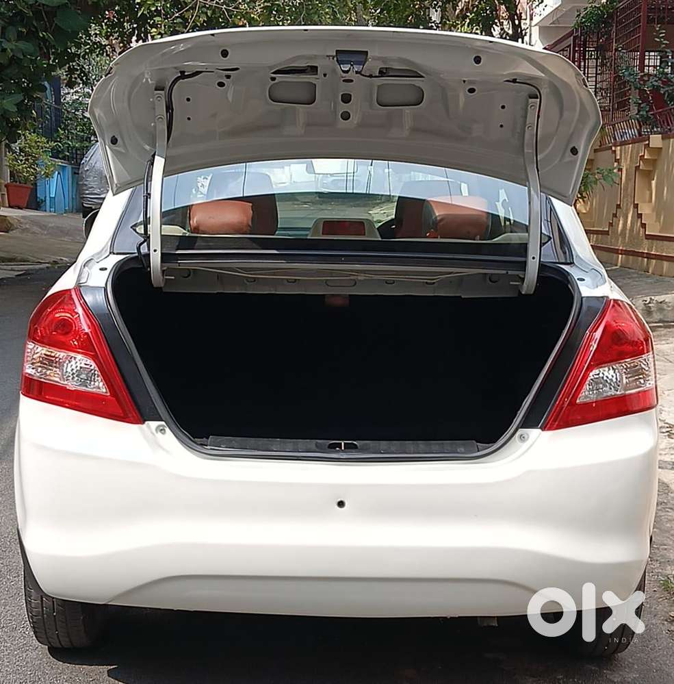 Maruti Suzuki Swift Dzire Vdi Optional, 2016, Diesel