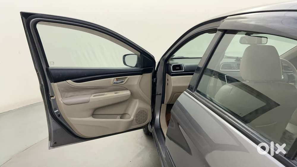 Maruti Suzuki Ciaz 2014-2017 At Zxi, 2015, Petrol
