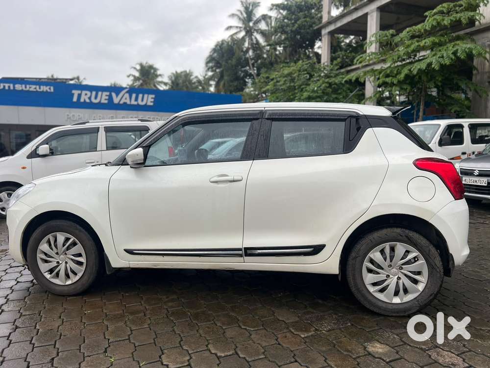 Maruti Suzuki Swift Vxi, 2021, Petrol