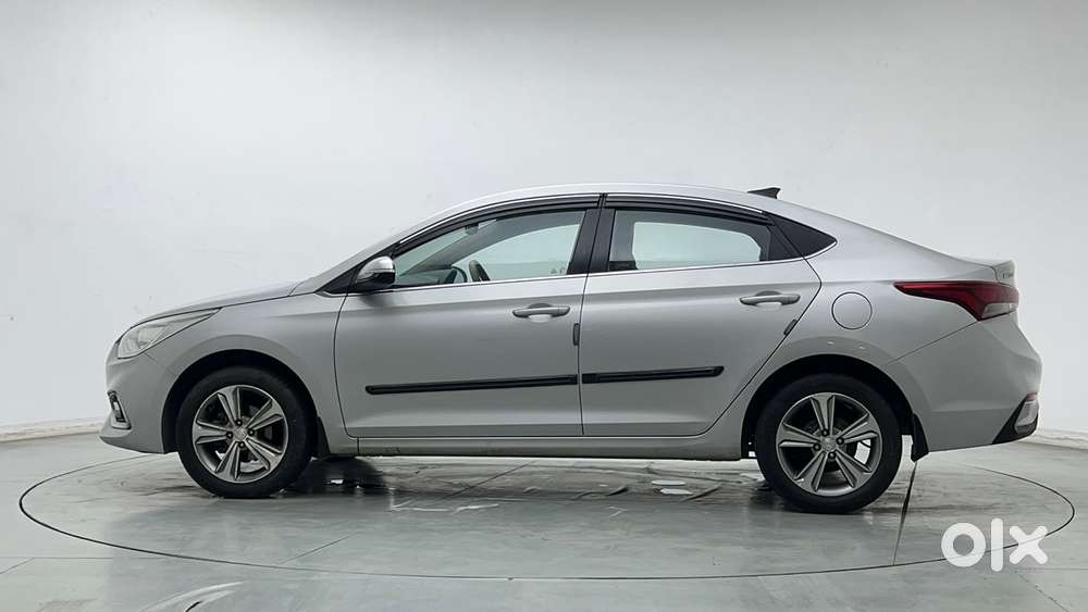 Hyundai Verna [ ] Fluidic 4s 1.6 Crdi Sx (o) At, 2018, Petrol
