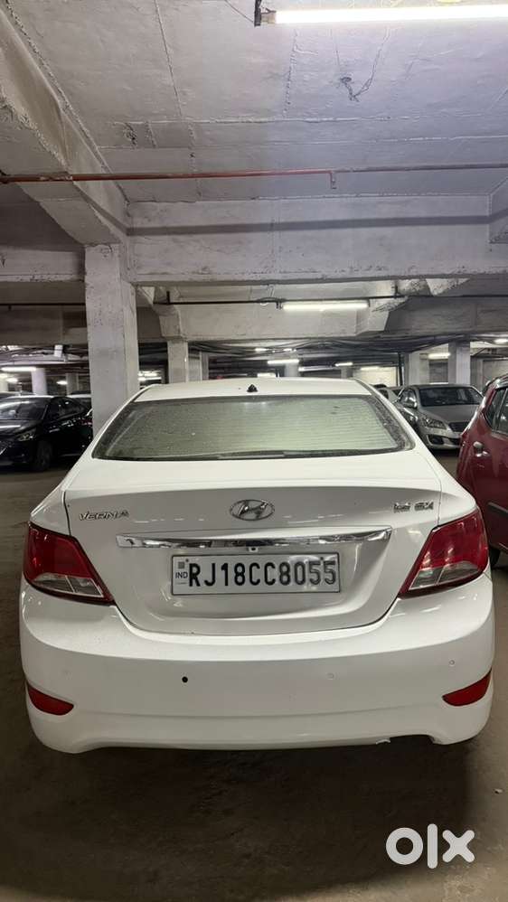Hyundai Fluidic Verna 2015