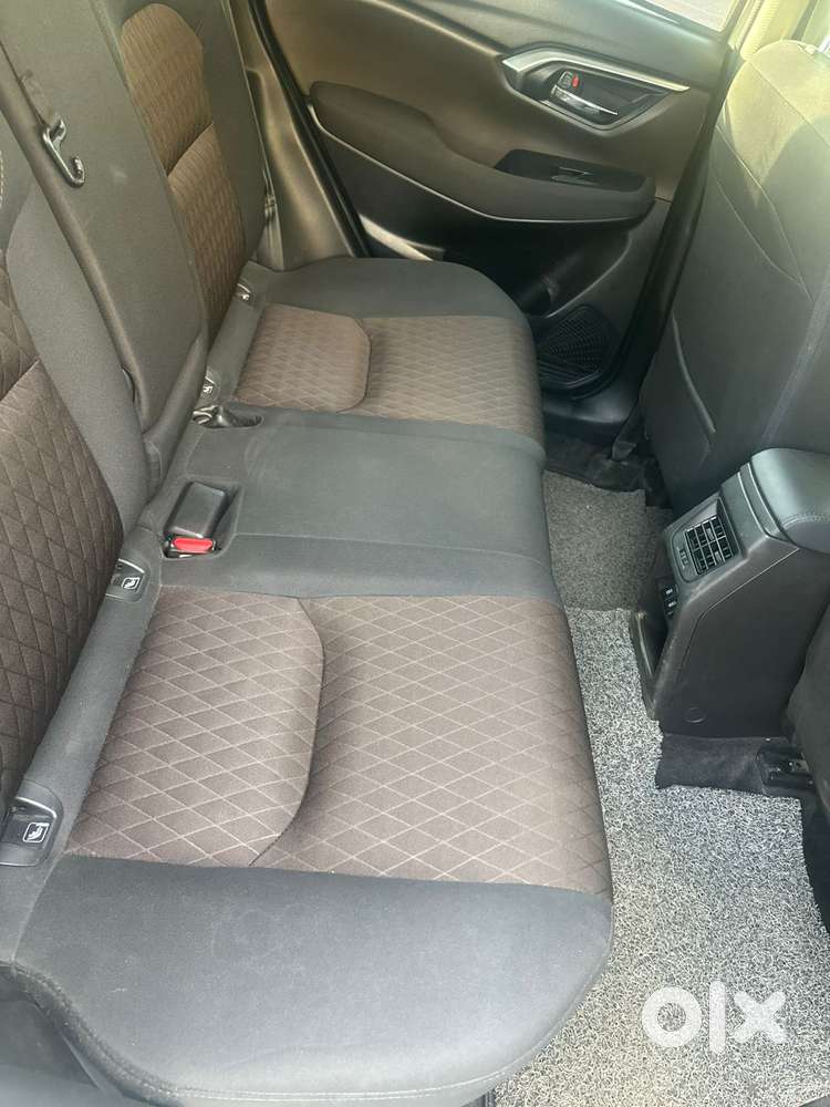 Toyota Urban Cruiser Hyryder 1.5 S Hybrid, 2023, Petrol