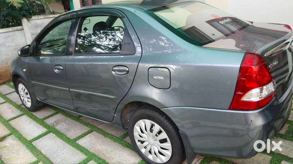 Toyota Etios G Exclusive 2013