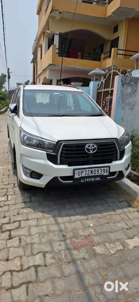 Toyota Innova Crysta 2023 Diesel 60000 Km Driven