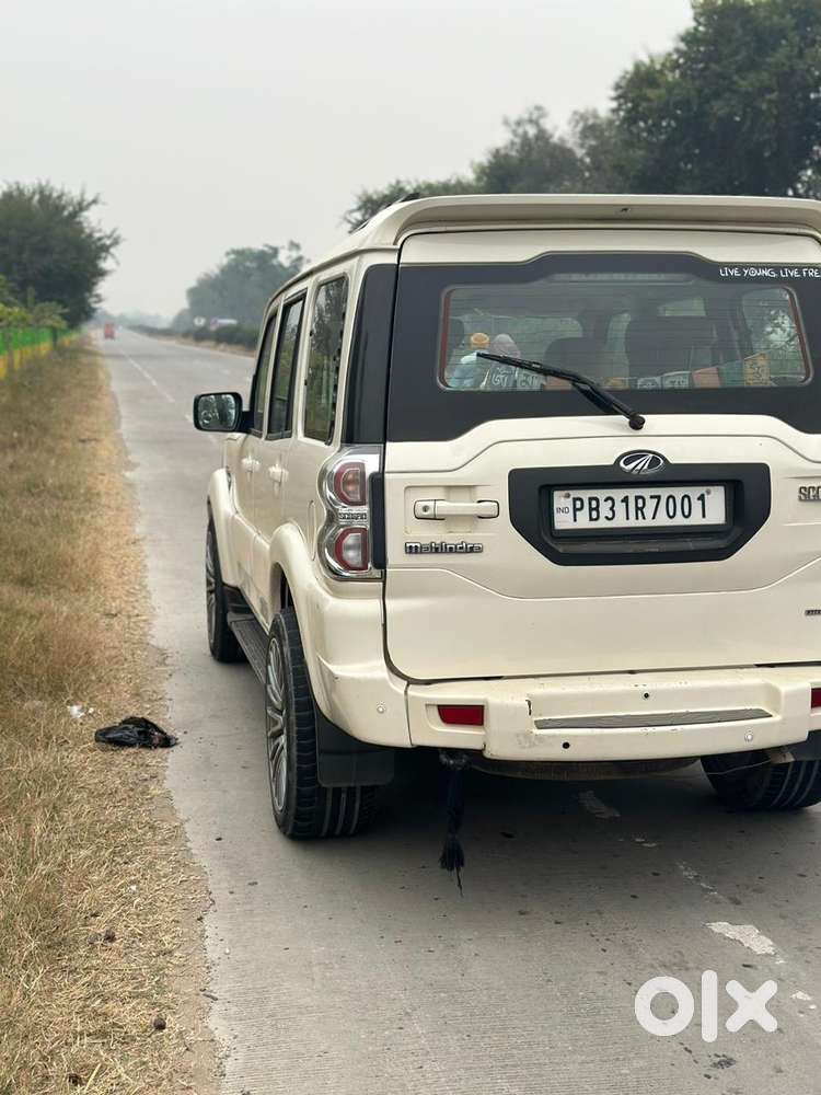 Mahindra Scorpio S6 Plus