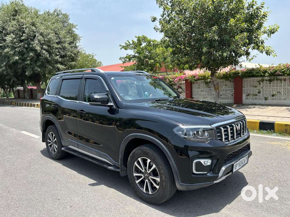 Mahindra Scorpio N Z8 Petrol At 7 Str, 2025, Petrol