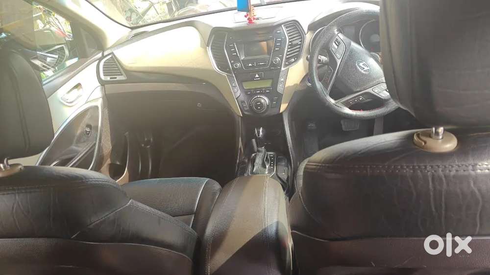 Hyundai New Santa Fe 2014 Diesel 142000 Km Driven