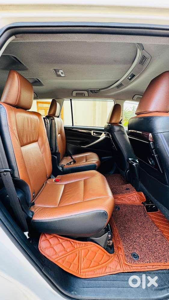 Toyota Innova Crysta 2.8z Automatic, 2018, Diesel