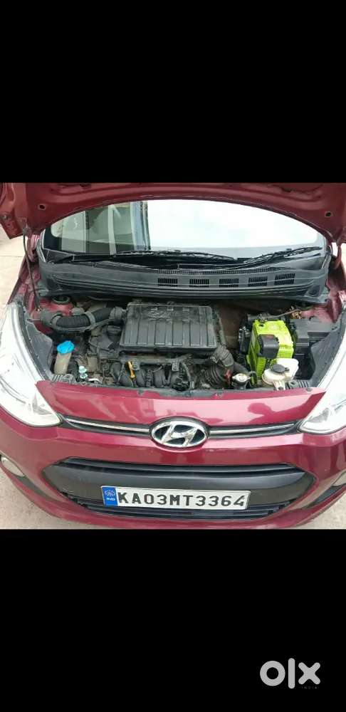 Hyundai Grand I10 Sportz At 2014, Showroom Service History, Mint Condi